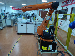 四轴机器人和六轴机器人的区别